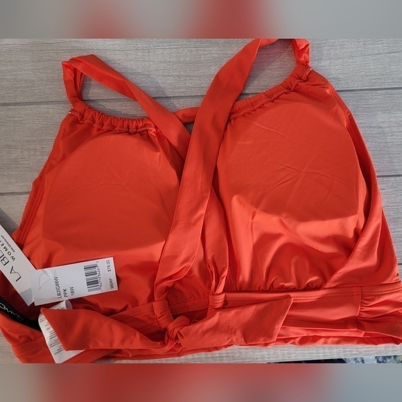 La Blanca High Neck Ruched Tie Back Halter Swim Top Size 18W - Picture 6 of 12